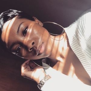 Meet your Posher, Kay